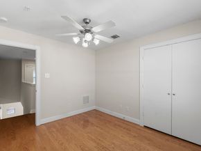 2710 Hullsmith Drive 1301, Houston TX 77063