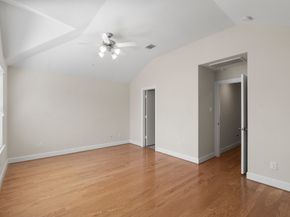 2710 Hullsmith Drive 1301, Houston TX 77063