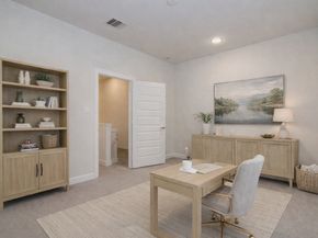 2810 Grand Fountains Drive B, Houston TX 77054