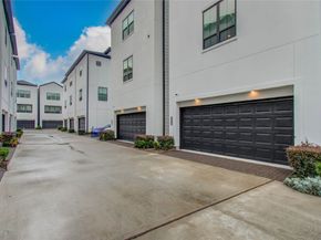 2810 Grand Fountains Drive B, Houston TX 77054