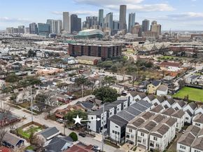 329 N Nagle Street, Houston TX 77003