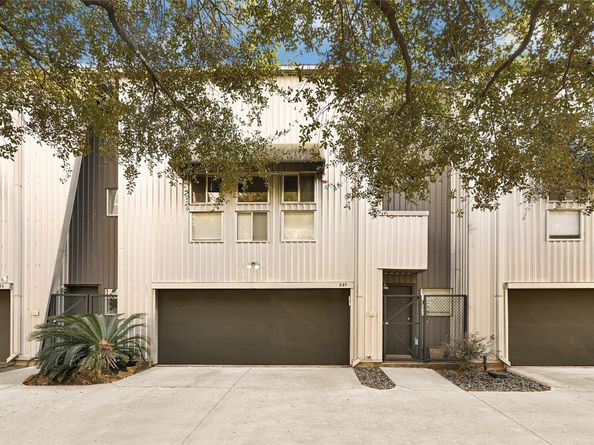 227 W Gray, Houston TX 77019
