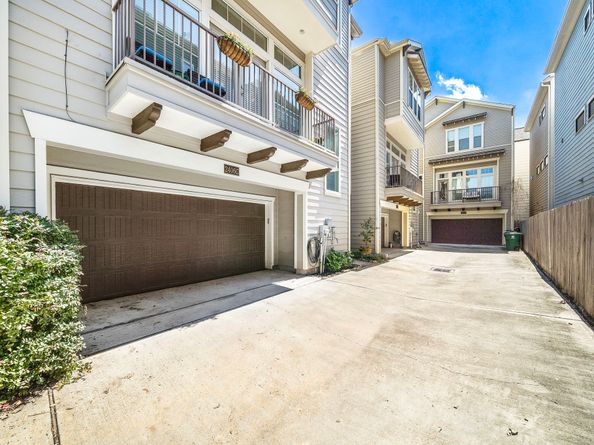 2406 Beall Street C, Houston TX 77008