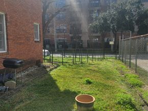 5614 Chartres Street 5, Houston TX 77004