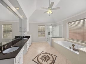 7915 Capri Circle, Houston TX 77095