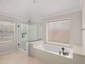 7915 Capri Circle, Houston TX 77095