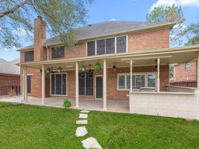 7915 Capri Circle, Houston TX 77095