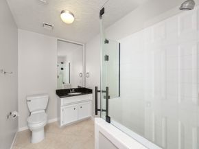 7915 Capri Circle, Houston TX 77095