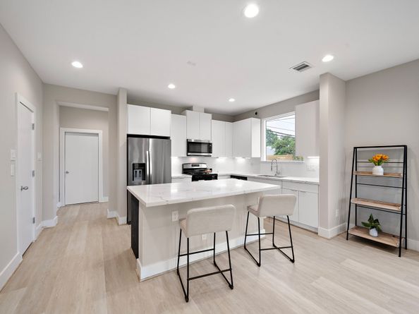 8672 Easthaven Boulevard, Houston TX 77075