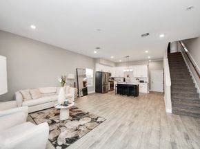 8719 Compton Street, Houston TX 77016