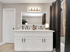 8719 Compton Street, Houston TX 77016