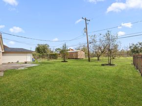 6934 Heron Drive, Houston TX 77087