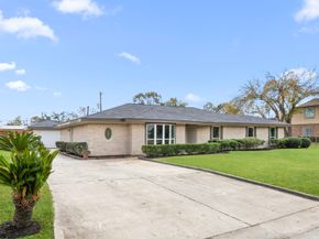 6934 Heron Drive, Houston TX 77087