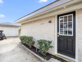 6934 Heron Drive, Houston TX 77087