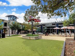 11 Kayak Ridge Drive, The Woodlands TX 77389