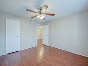 2120 El Paseo Street 2407, Houston TX 77054