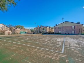 2120 El Paseo Street 2407, Houston TX 77054