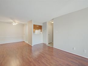 2120 El Paseo Street 2407, Houston TX 77054