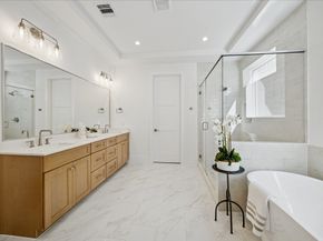 1524 W 21st St, Houston TX 77008