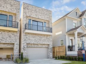 1524 W 21st St, Houston TX 77008