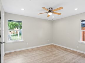 10127 Tolman Street, Houston TX 77034