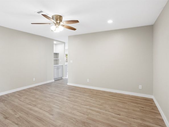 10127 Tolman Street, Houston TX 77034