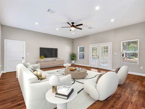 7045 Cayton Street, Houston TX 77061