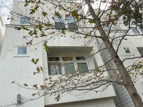 3123 Leeland Street, Houston TX 77003