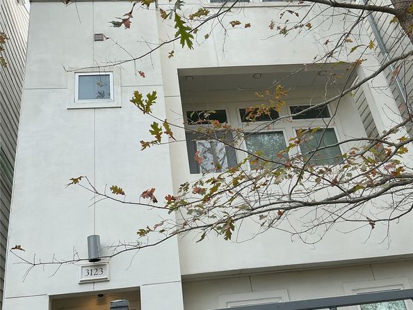 3123 Leeland Street, Houston TX 77003