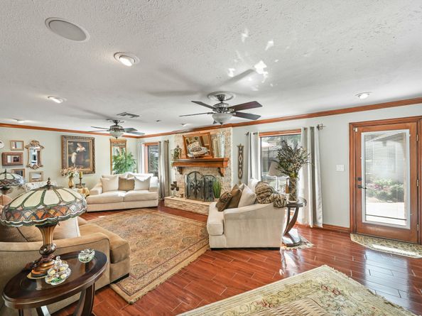 11815 Cypresswood Drive, Houston TX 77070