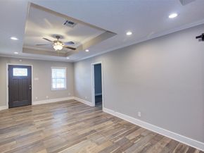 4220 Delhi Street, Houston TX 77022