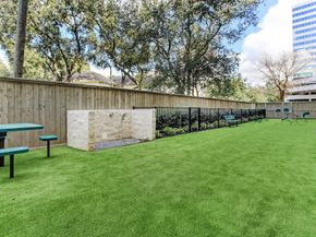 1901 Post Oak Boulevard 2307, Houston TX 77056