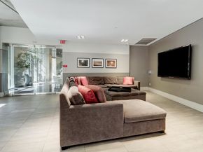 1901 Post Oak Boulevard 2307, Houston TX 77056