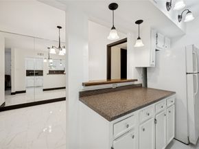 11540 Chimney Rock Road 112, Houston TX 77035