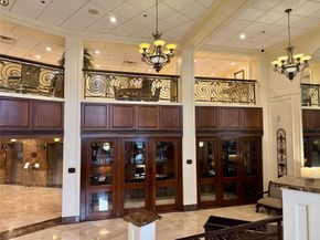 3525 Sage Road 813, Houston TX 77056