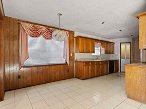 11430 Sagewhite Drive, Houston TX 77089