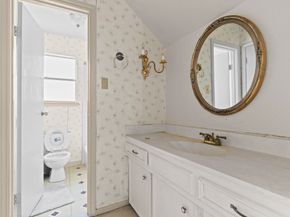 11430 Sagewhite Drive, Houston TX 77089