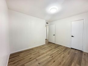 9350 Country Creek Drive 58, Houston TX 77036