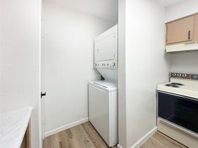 9350 Country Creek Drive 58, Houston TX 77036