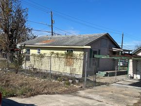 6104 Hirsch Road, Houston TX 77026