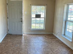 6104 Hirsch Road, Houston TX 77026