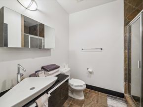 908 Hutchins Street, Houston TX 77003