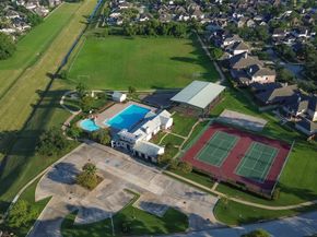 11811 Aerie Drive, Tomball TX 77377