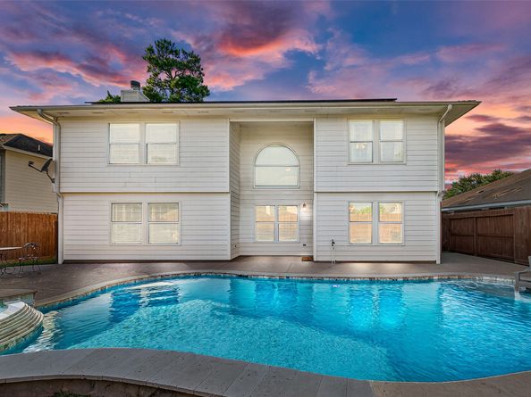 11811 Aerie Drive, Tomball TX 77377