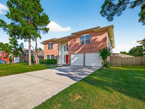 11811 Aerie Drive, Tomball TX 77377