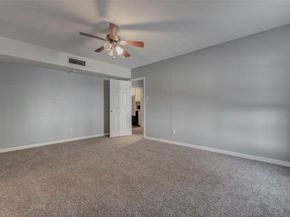 3400 Timmons Lane 26, Houston TX 77027