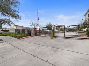 6804 Westview Drive 2201, Houston TX 77055
