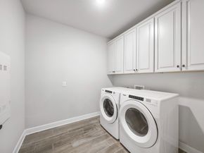 6804 Westview Drive 2201, Houston TX 77055