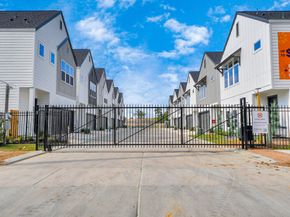 6506 Old Olive Tree Drive, Houston TX 77091