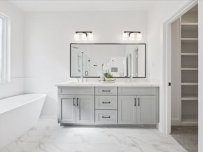 1918 Luna Woods Lane, Houston TX 77055